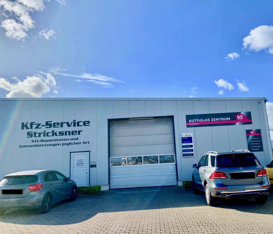 Kfz-Service-Stricksner title image