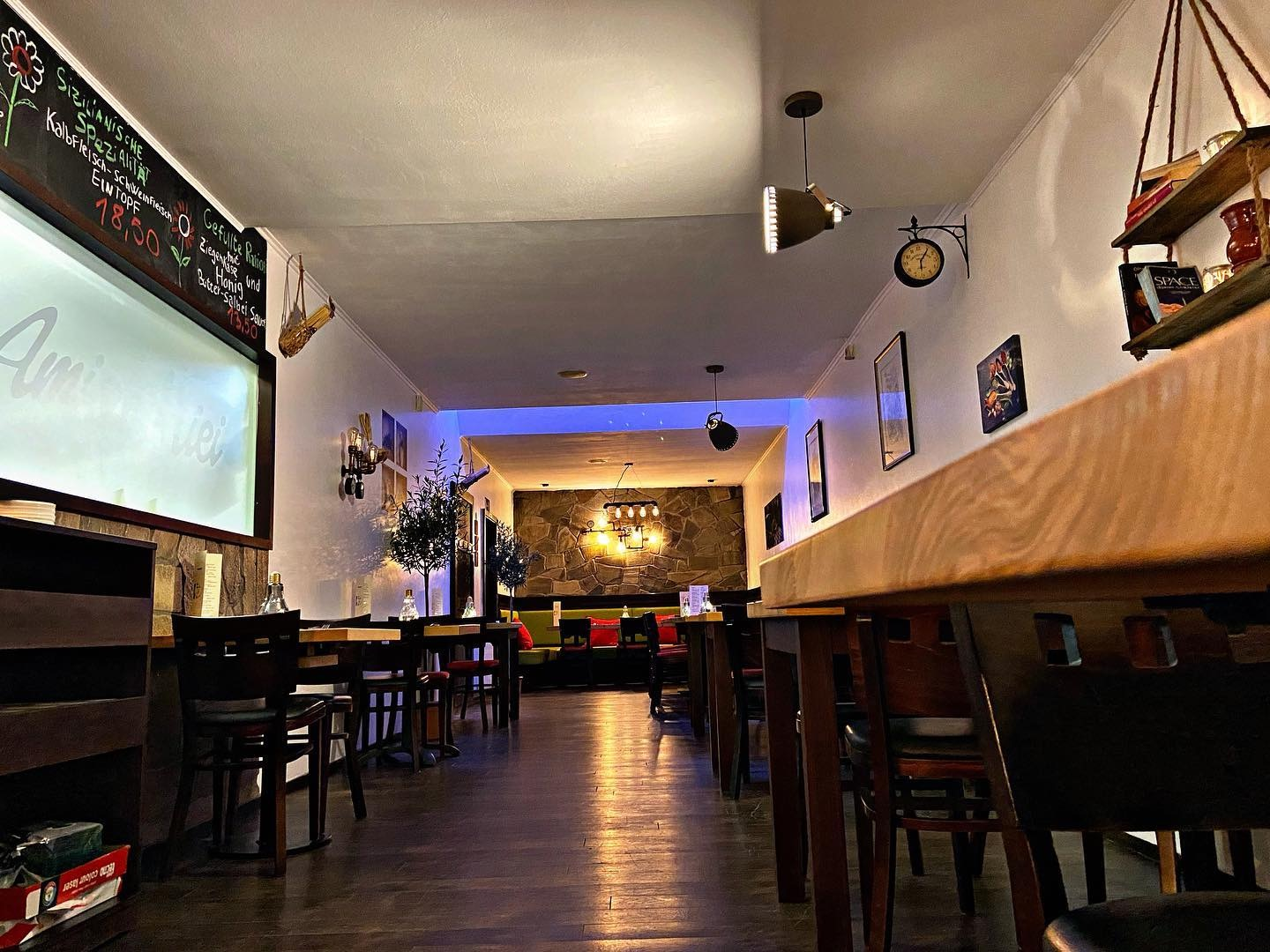 Amici Miei Restaurant-Pizzeria