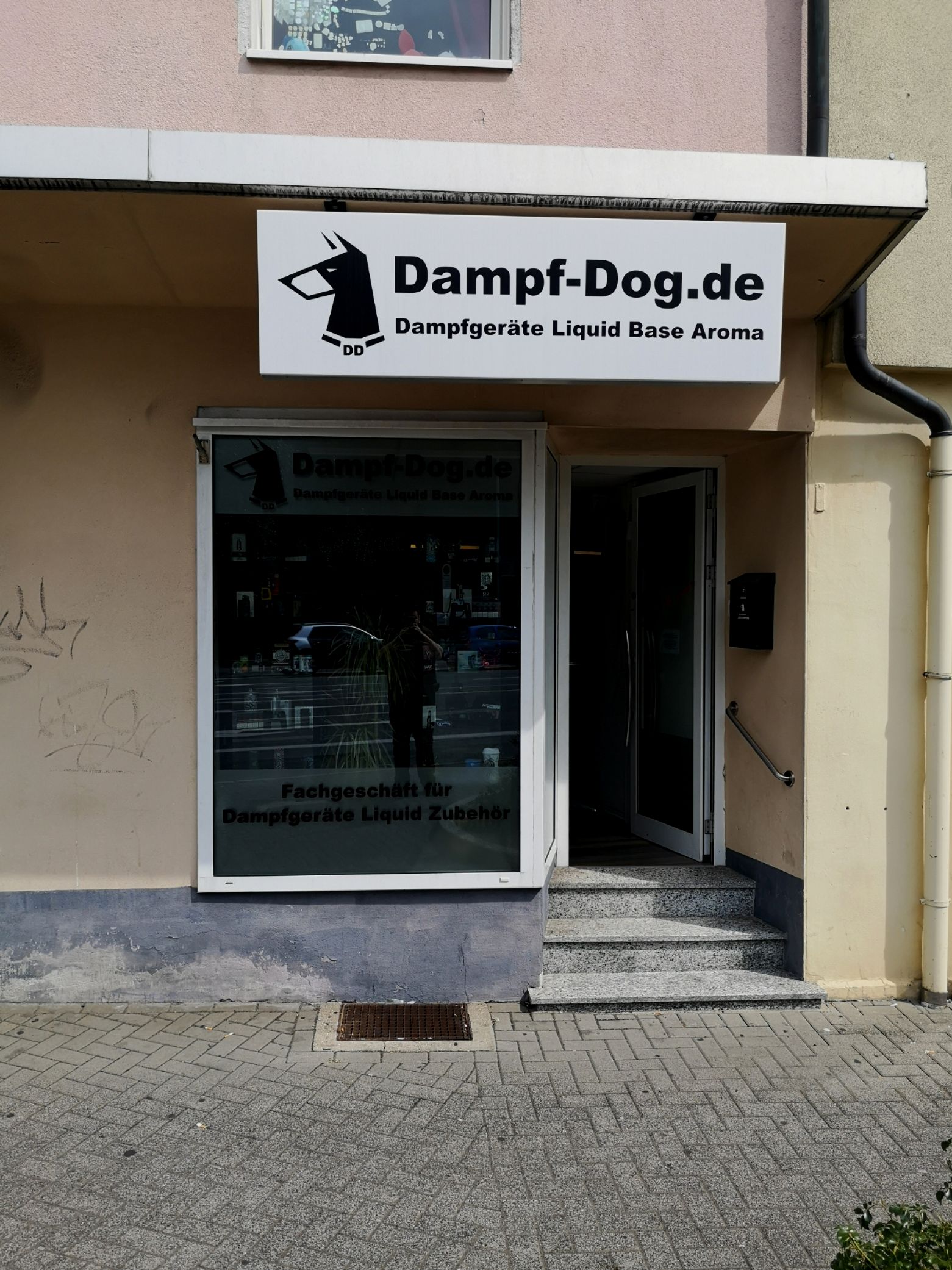 www.dampf-dog.de