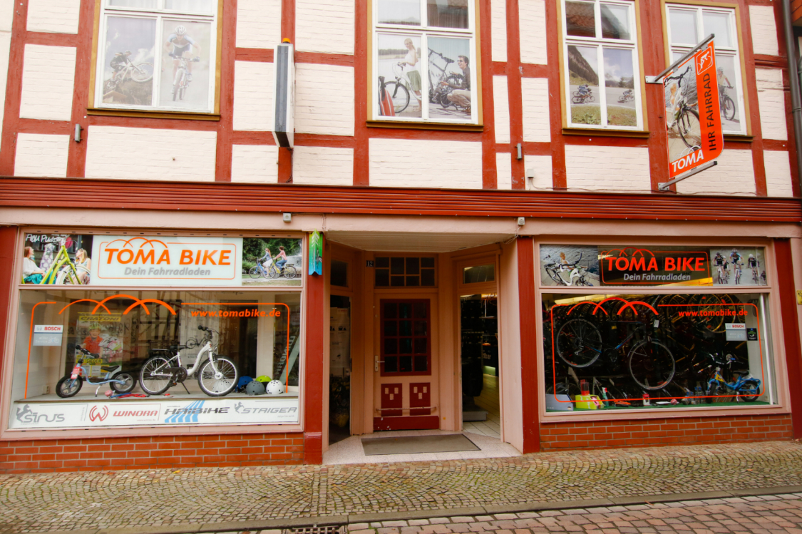 Toma Bike Shop title image