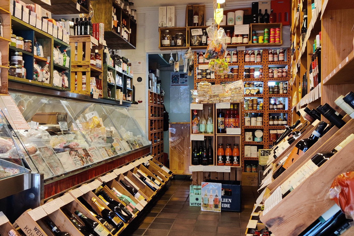 Q-LINARIA Ital. Delikatessen & Weine
