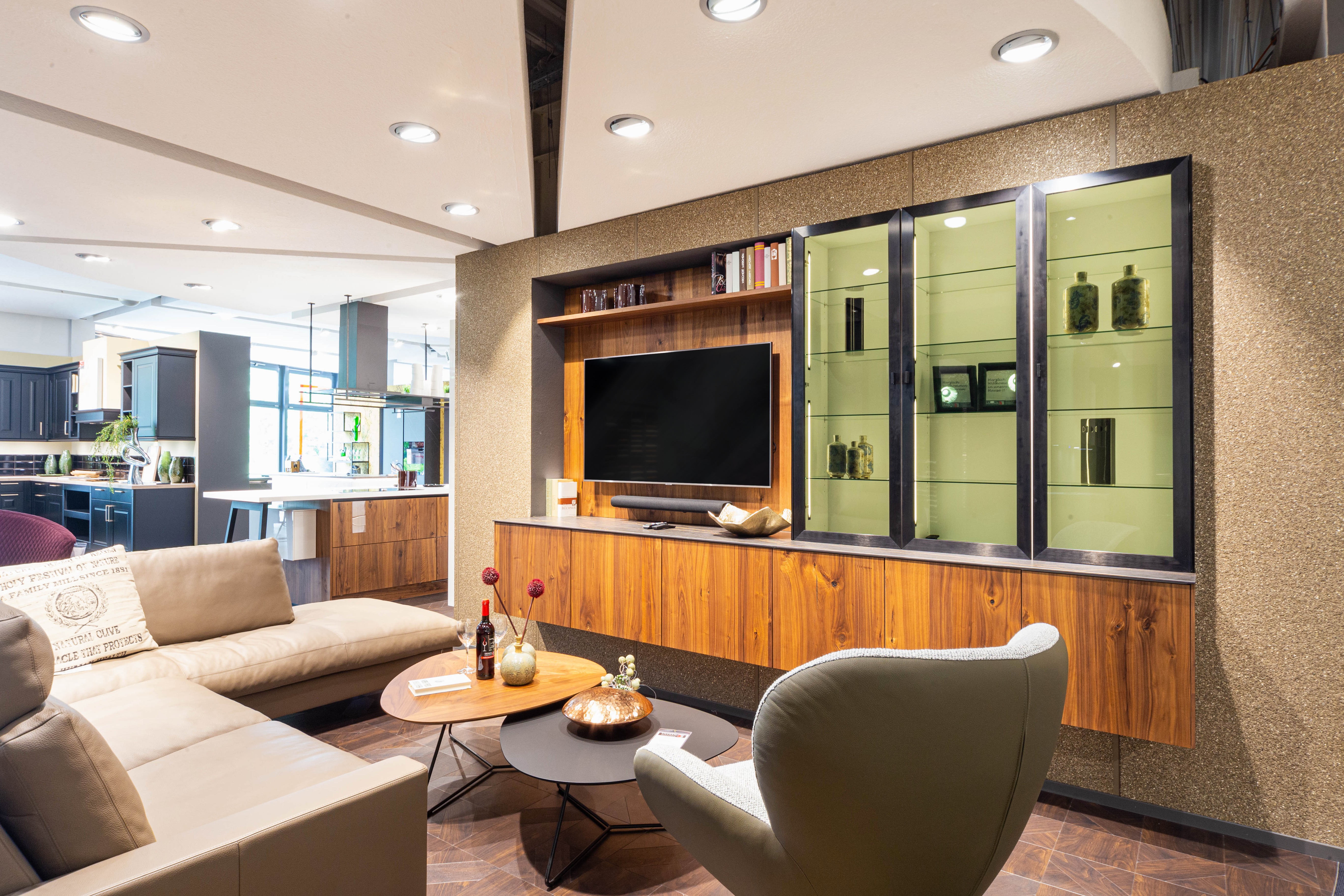 Deeken raumconzepte GmbH & Co. KG