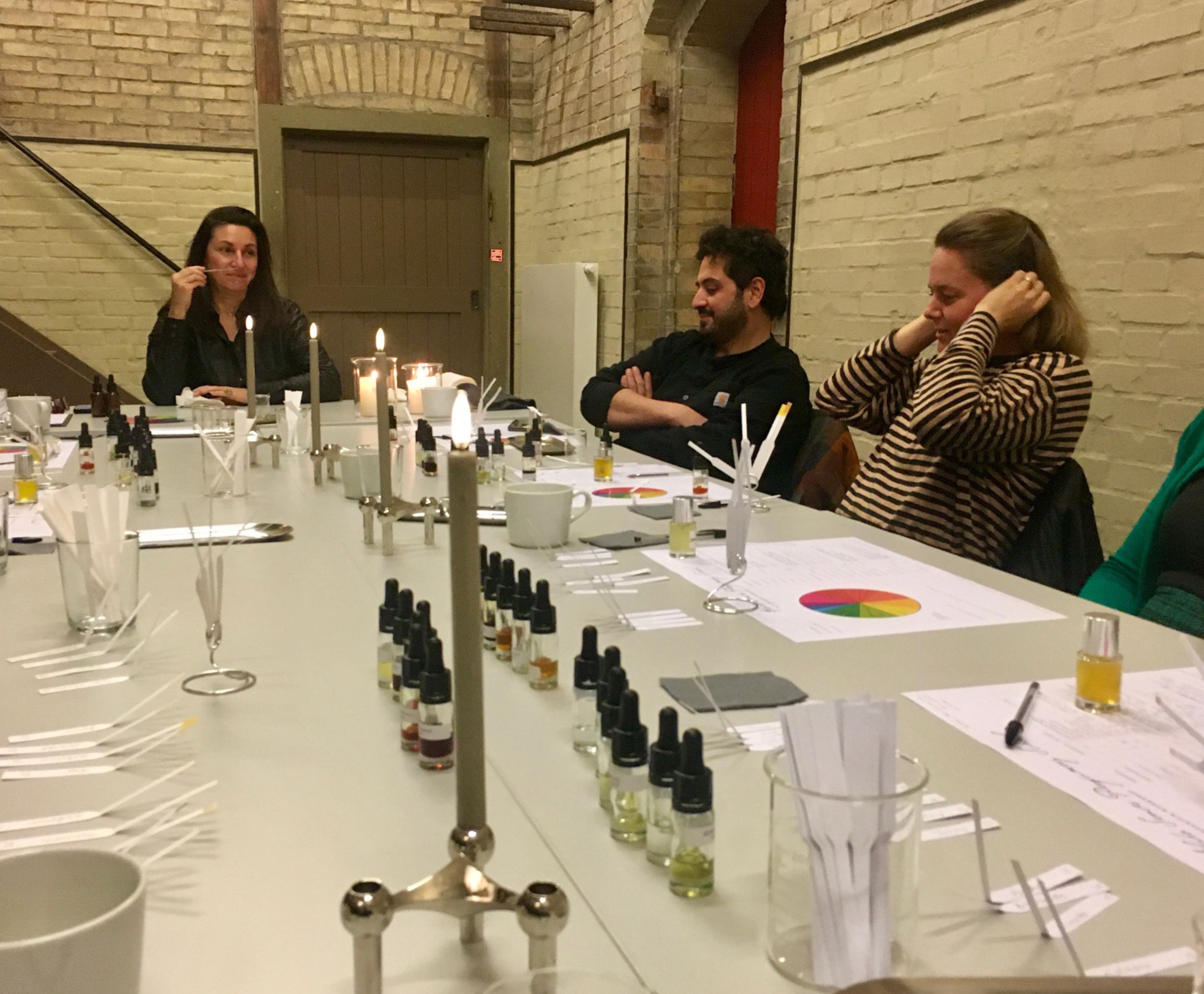 ALOHA SENSES ATELIER |  Parfum Workshops, Manufaktur & Shop: 100% natürliche Nischenparfums aus eigener Manufaktur