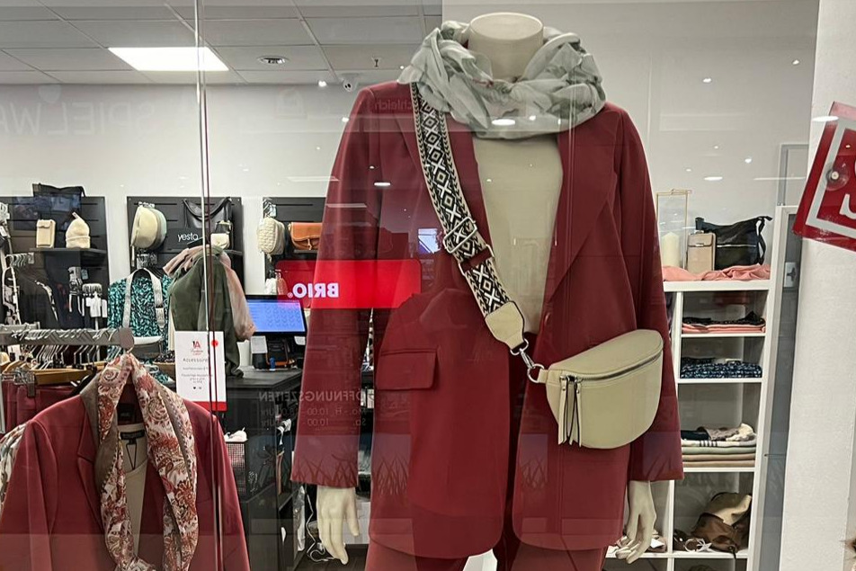 1A Fashion Boutique Curvy