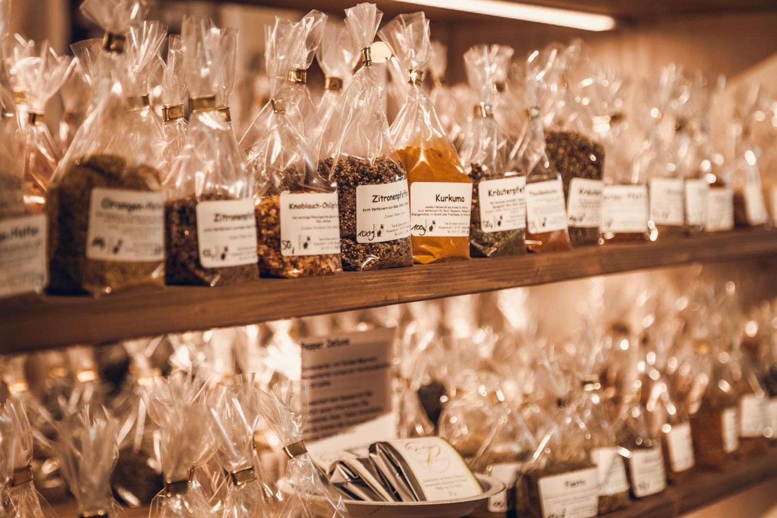 Tee und Gewürzecke Lux