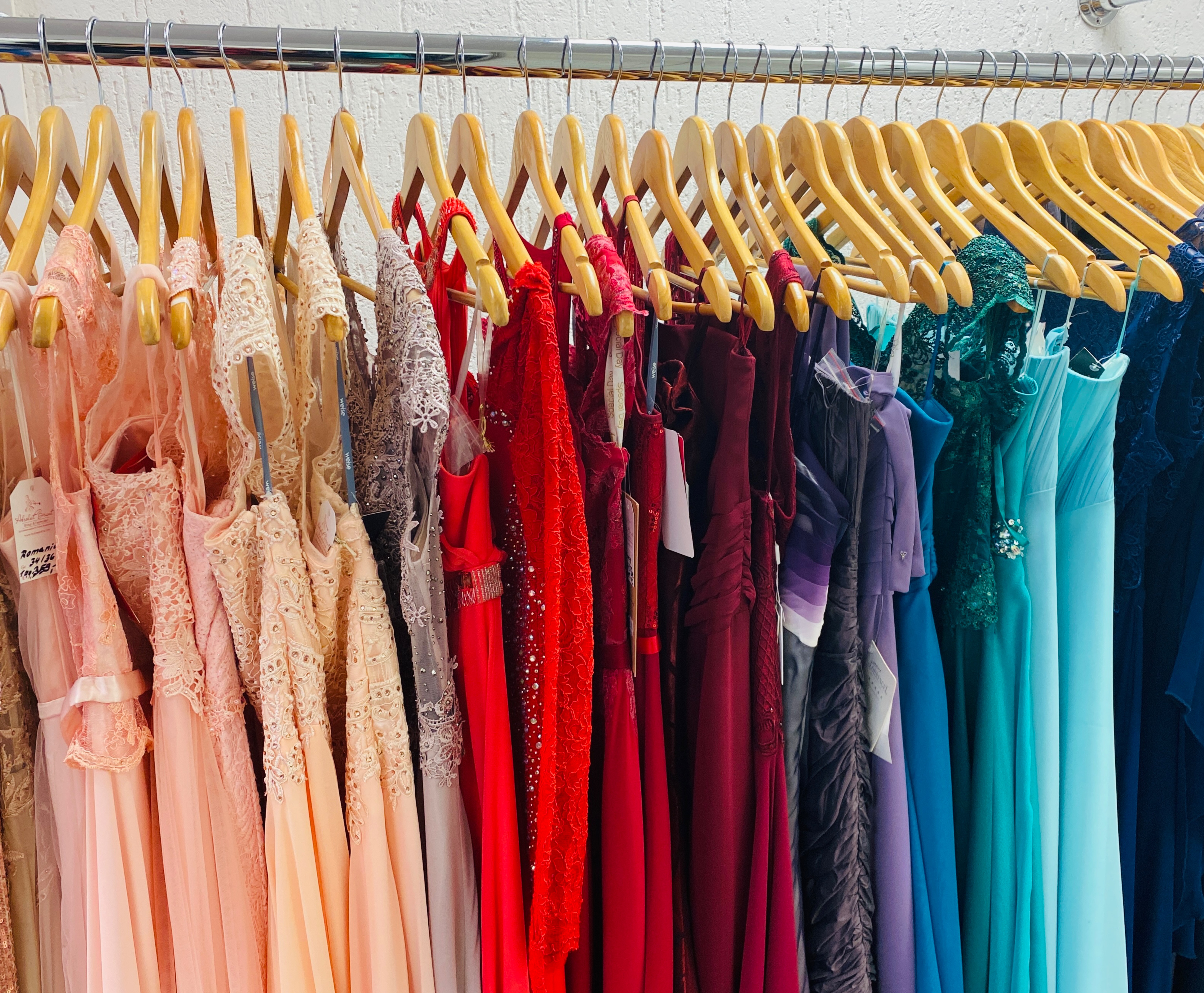 Absolut Braut - & Festmode