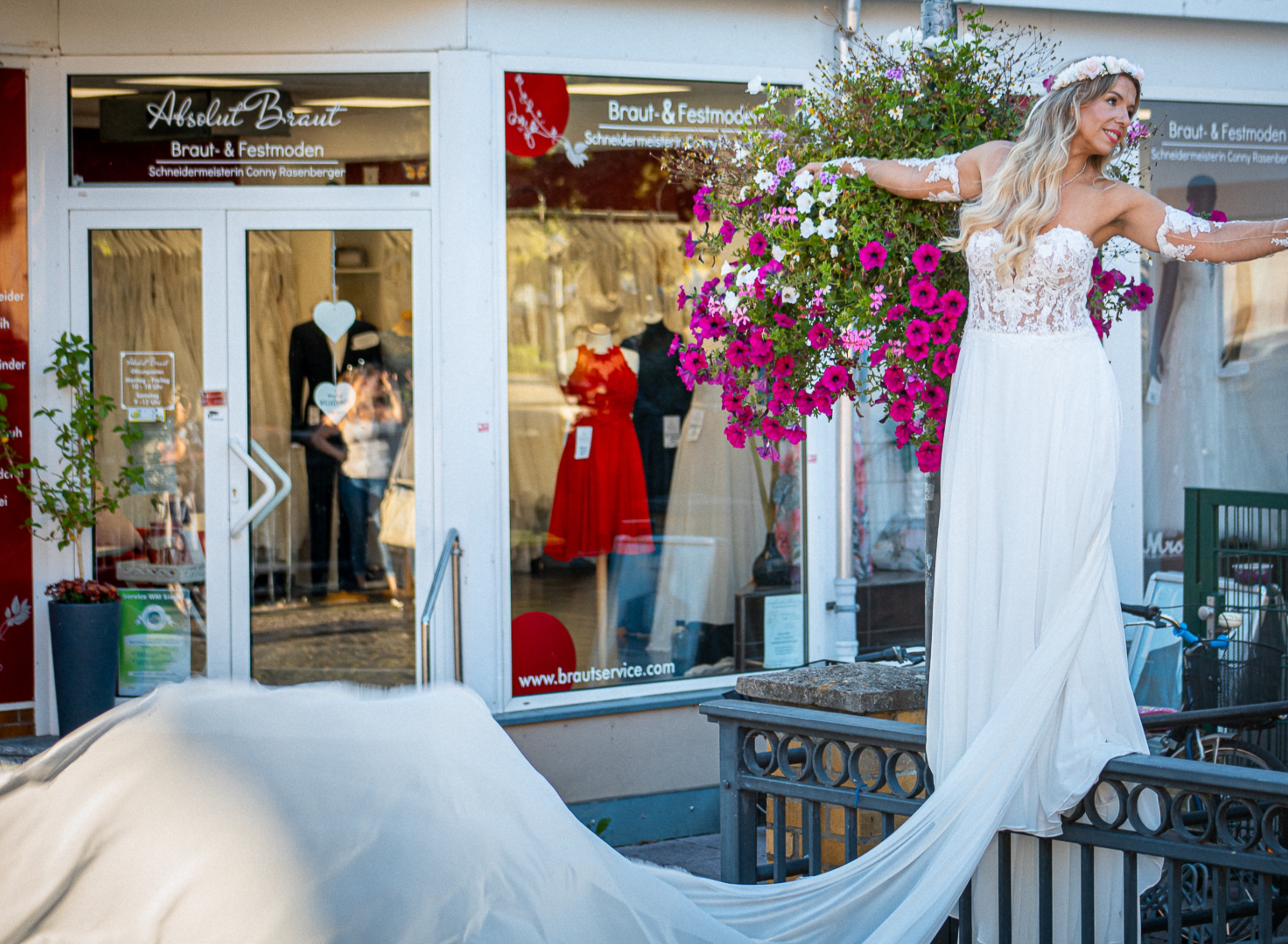 Absolut Braut - & Festmode