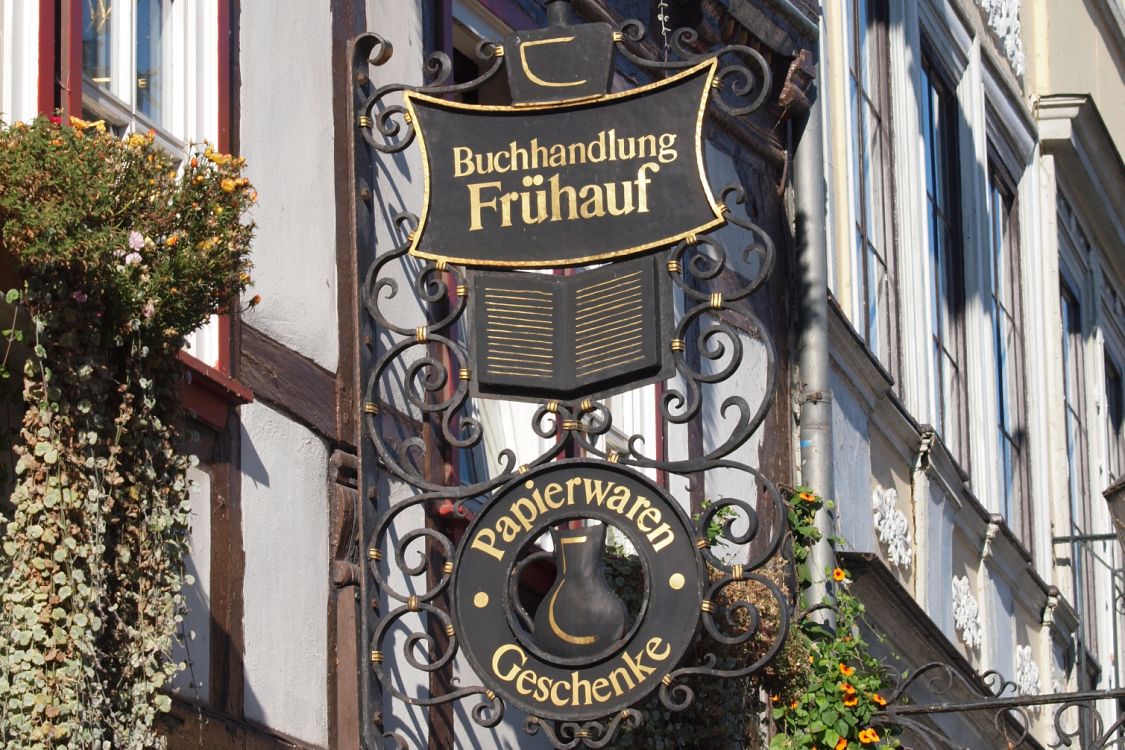 Buchhandlung Frühauf title image