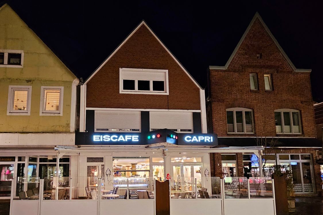 Eiscafè Capri title image