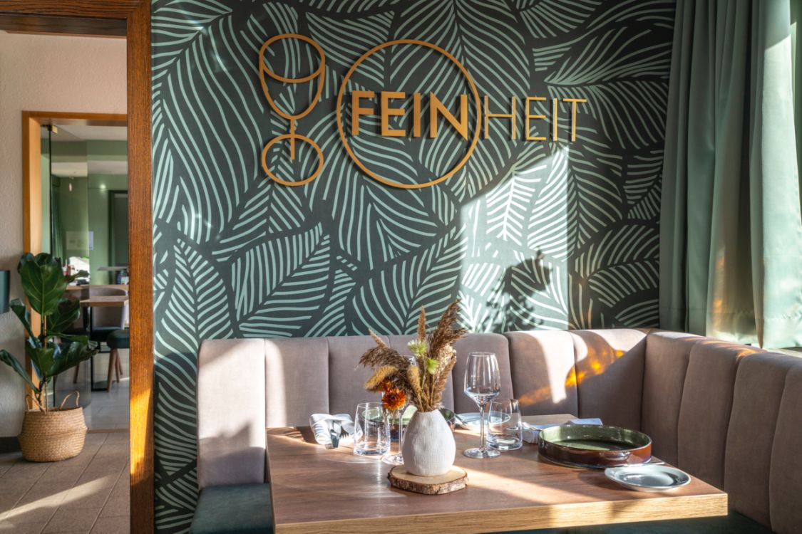 Feinheit Hotel & Restaurant title image
