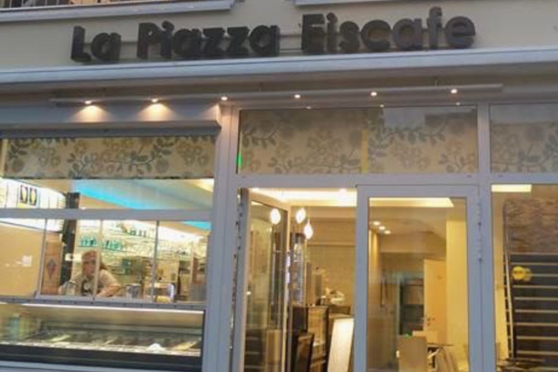 La Piazza Eiscafé title image