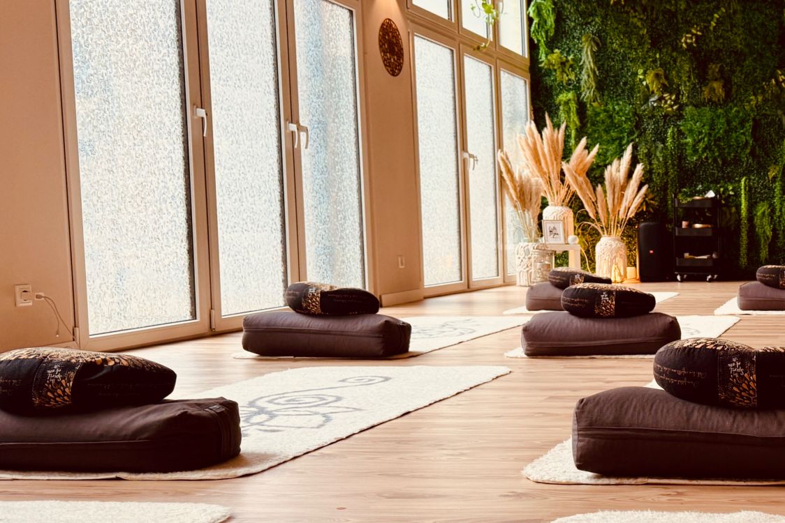 Ich liebe Yoga title image