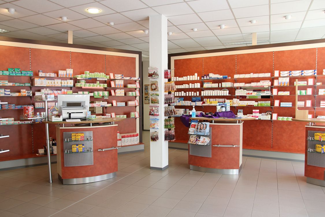 Hahnenkamm Apotheke title image